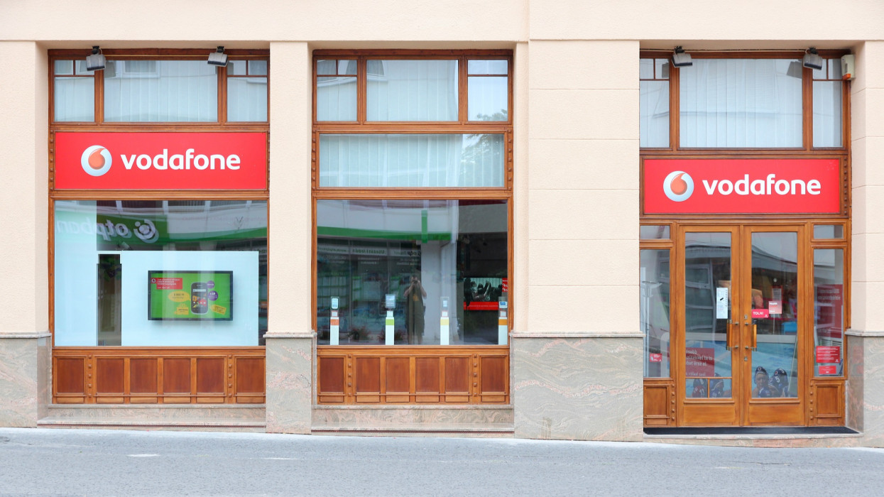 Örömmel értesítjük, áremelés jön: brutál drágulást jelentett be a Vodafone, minden ügyfelet érint